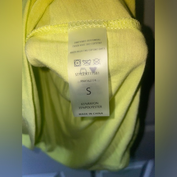 Bright green MonoB tank - Picture 4 of 5